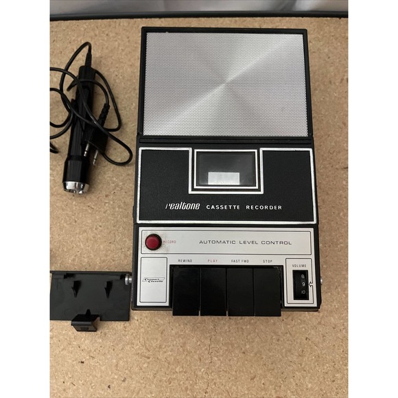 Vintage Realtone Cassette Recorder, Case & Mic•Model 7611•Tested•NOT WORKING• - Picture 4 of 6